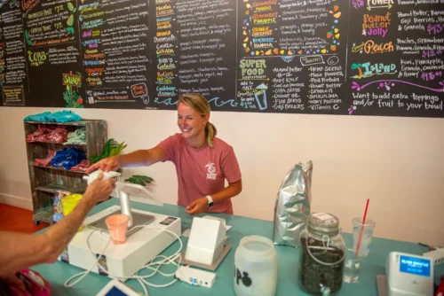 coastal smoothie cafe employee